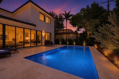 Beautifully upgraded newly built custom estate home located in - photo 38