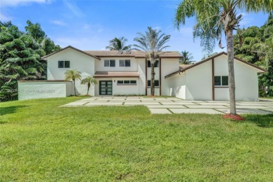 (private lake, pond, creek) Home For Sale in Davie Florida