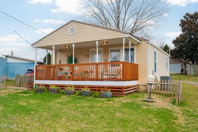 Boone Lake Home Sale Pending in Bluff City Tennessee