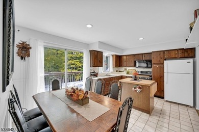 Well-Cared For Home With Flexible Living Space In Oakland, NJ! - photo 11