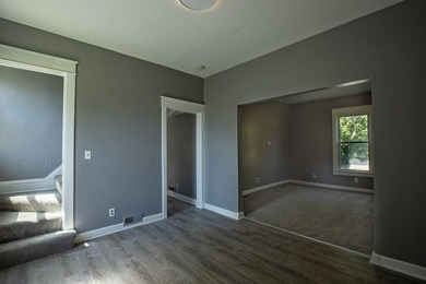 Adorable home with covered front porch. Large entry foyer for - photo 14