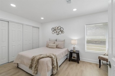 Exceptional Value in Wellswood! Situated on an oversized corner - photo 22