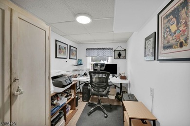 Well-Cared For Home With Flexible Living Space In Oakland, NJ! - photo 27