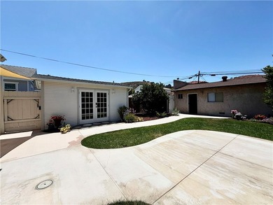 WATCH VIDEO! Gorgeous Remodel of a Classic 1920s Walteria - photo 8