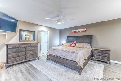 BREATH TAKING PANORAMIC VIEWS! This move-in ready 3-bedroom - photo 32