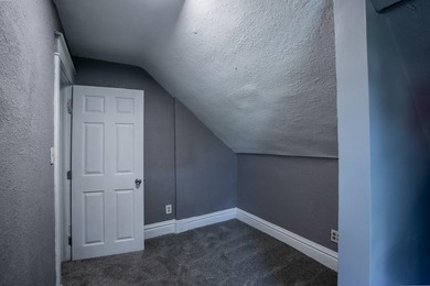 Adorable home with covered front porch. Large entry foyer for - photo 41