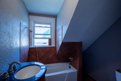 Adorable home with covered front porch. Large entry foyer for - photo 42