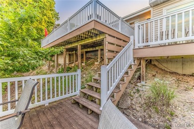 BREATH TAKING PANORAMIC VIEWS! This move-in ready 3-bedroom - photo 43