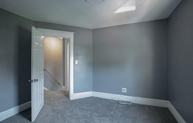 Adorable home with covered front porch. Large entry foyer for - photo 46