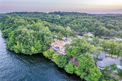 BREATH TAKING PANORAMIC VIEWS! This move-in ready 3-bedroom - photo 48