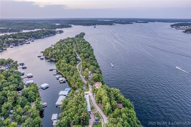 BREATH TAKING PANORAMIC VIEWS! This move-in ready 3-bedroom - photo 49