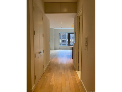 26Q is a large studio which can accommodate all you need and - photo 7