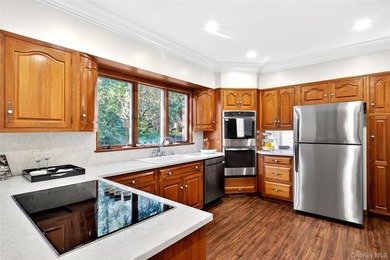 Welcome to this stunning Grand Colonial nestled on a .3 acre - photo 14
