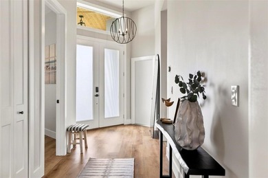 Experience the pinnacle of coastal elegance in this stunning - photo 13