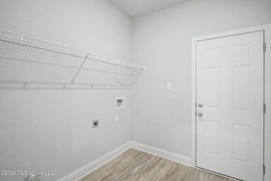 BACK ON MARKET... Buyer's sale fell through. Nestled near the - photo 15