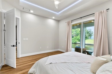 Experience the pinnacle of coastal elegance in this stunning - photo 44