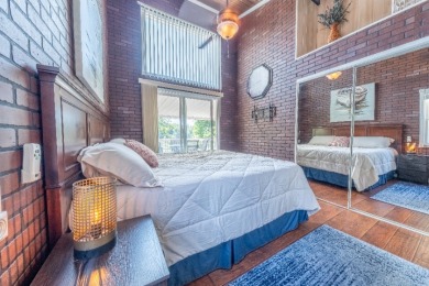 Waterfront, Central location & Rental friendly Neighborhood! - photo 23