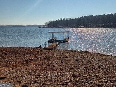 Lake Hartwell Lot For Sale in Hartwell Georgia