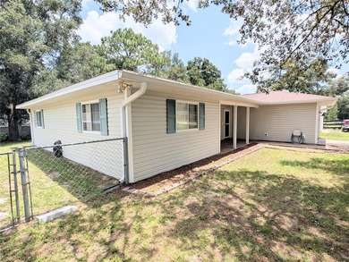 Location, Location, Location Move and ready 3-bedroom, 2-bath - photo 11
