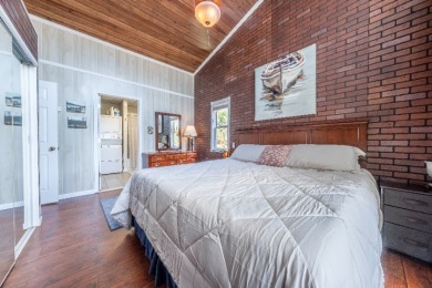 Waterfront, Central location & Rental friendly Neighborhood! - photo 25