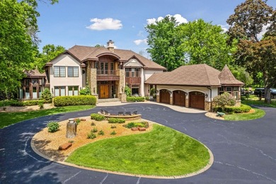 Luxury Lake Minnetonka Custom Home Nestled on 1.75 private acres - photo 3