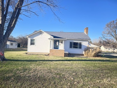 Lake Vermilion Home Sale Pending in Danville Illinois
