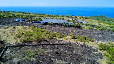 Located on the desirable north end of Hokuli'a on the Kona Coast - photo 11