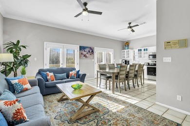 Discover the perfect blend of location, comfort, and investment - photo 14