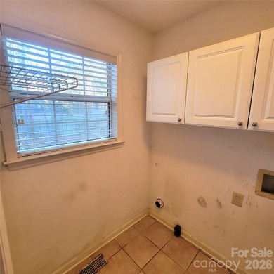 **PRICE REDUCED $100,000 FOR QUICK CLOSING!**Highly sought after - photo 16