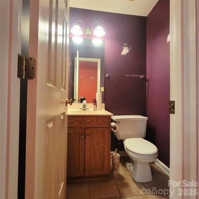 **PRICE REDUCED $100,000 FOR QUICK CLOSING!**Highly sought after - photo 17