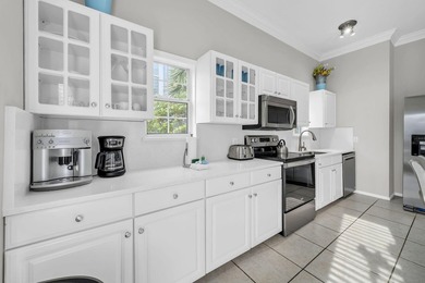 Discover the perfect blend of location, comfort, and investment - photo 19