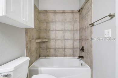 Enjoy easy Lowcountry living at 726 Legends on the Green, a - photo 19