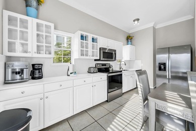 Discover the perfect blend of location, comfort, and investment - photo 20