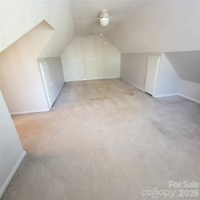 **PRICE REDUCED $100,000 FOR QUICK CLOSING!**Highly sought after - photo 26