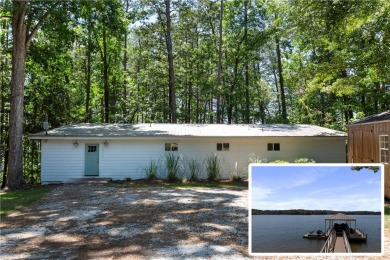 Lake Home ActiveUnderContr in Fair Play, South Carolina