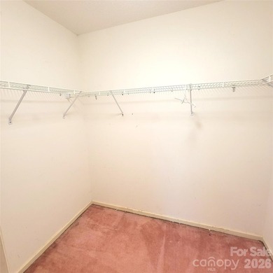 **PRICE REDUCED $100,000 FOR QUICK CLOSING!**Highly sought after - photo 33