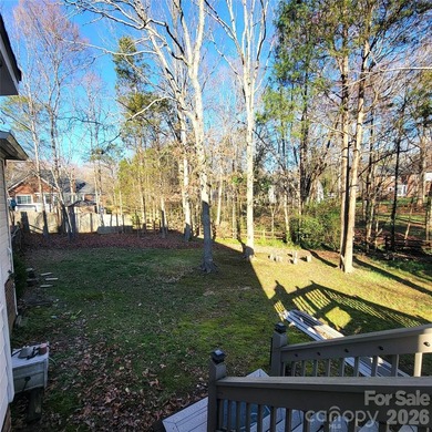**PRICE REDUCED $100,000 FOR QUICK CLOSING!**Highly sought after - photo 38