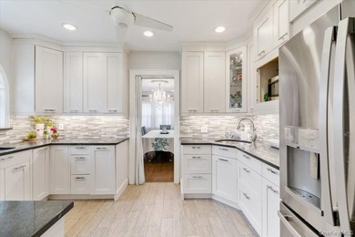 Welcome to this lovely side hall colonial boasting 4 bedrooms, 3 - photo 8