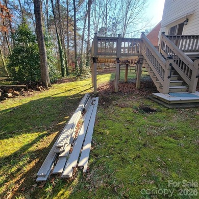**PRICE REDUCED $100,000 FOR QUICK CLOSING!**Highly sought after - photo 39