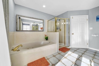 Discover the perfect blend of location, comfort, and investment - photo 49