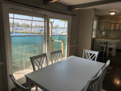 Lake Home For Sale in Keego Harbor, Michigan