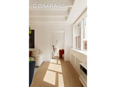Recently completed, architect-designed, fully renovated - photo 10