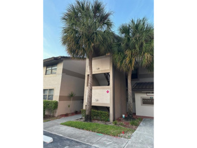 Lake Condo Sale Pending in Sunrise, Florida