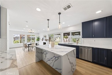 Tucked away on a private interior lot in the highly coveted Glen - photo 11