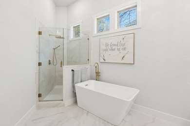 Exceptional Las Colinas luxury estate in the exclusive gated and - photo 14