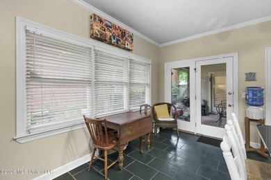 Welcome to this well-designed & built Patio Home, conveniently & - photo 15