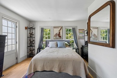 Experience the pinnacle of downtown Charleston living in this - photo 22