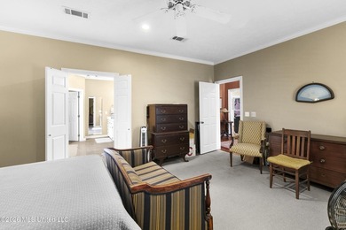 Welcome to this well-designed & built Patio Home, conveniently & - photo 25