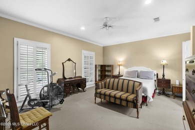 Welcome to this well-designed & built Patio Home, conveniently & - photo 26