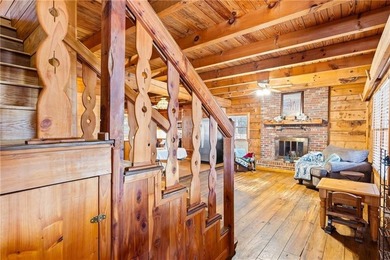 This a real lakefront log cabin with all the comforts, modern - photo 28